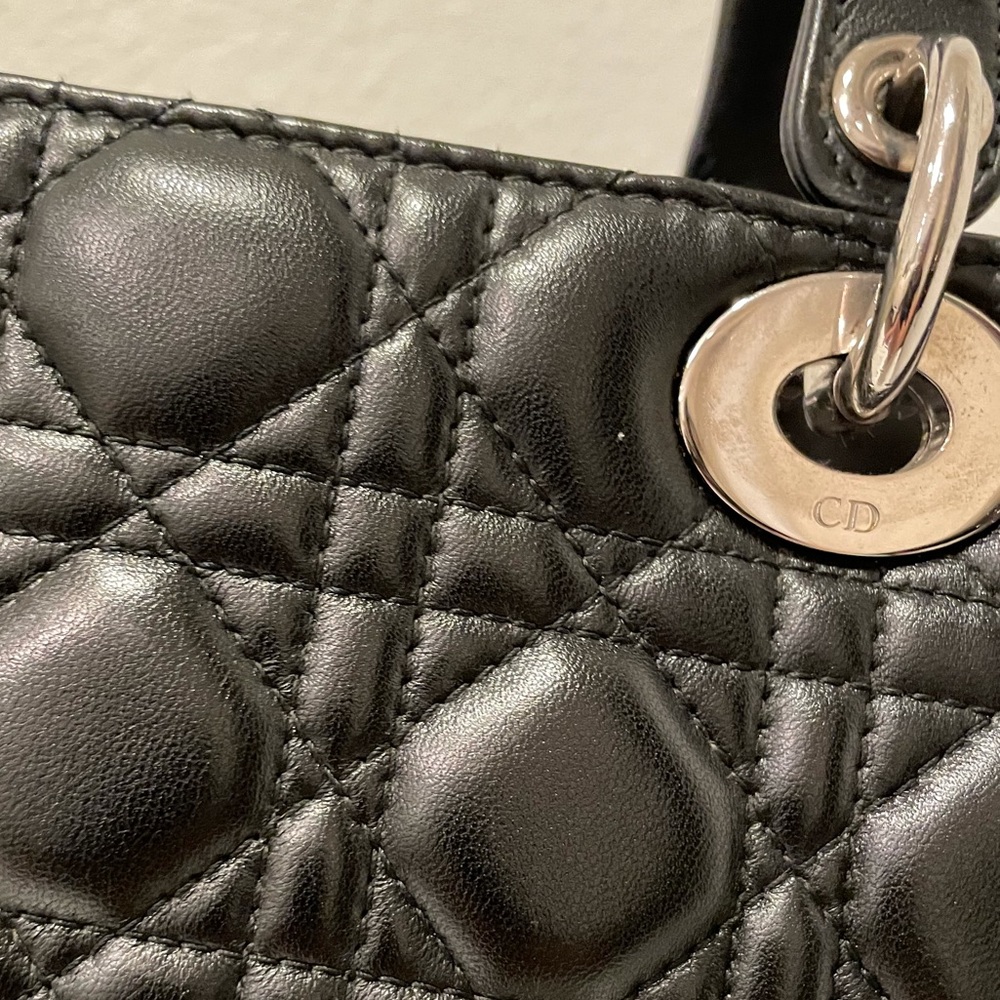 ❤️SOLD❤️Medium Lady Dior - Picture 11 of 17